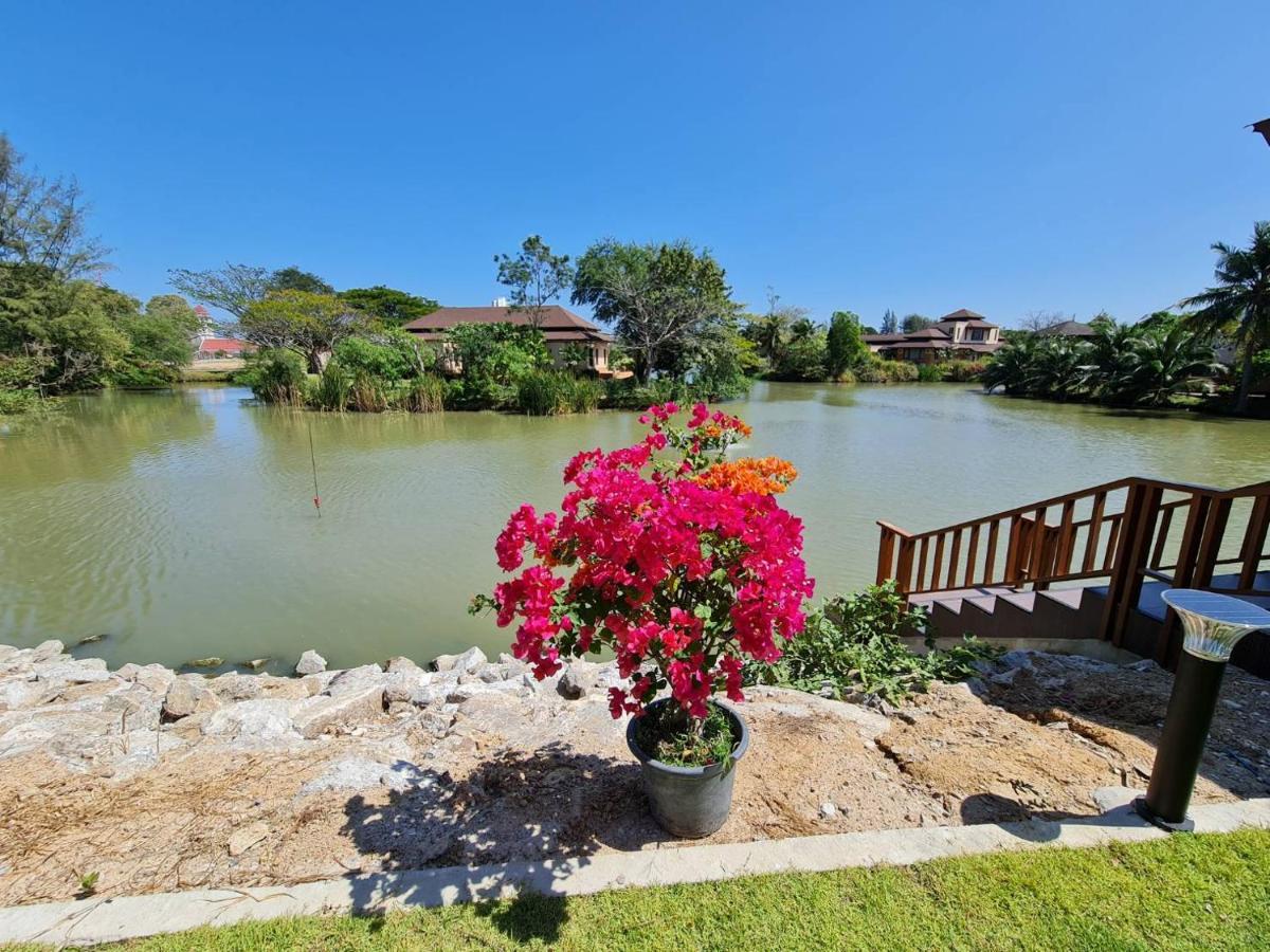 Elegancy Resort Hua Hin Bagian luar foto