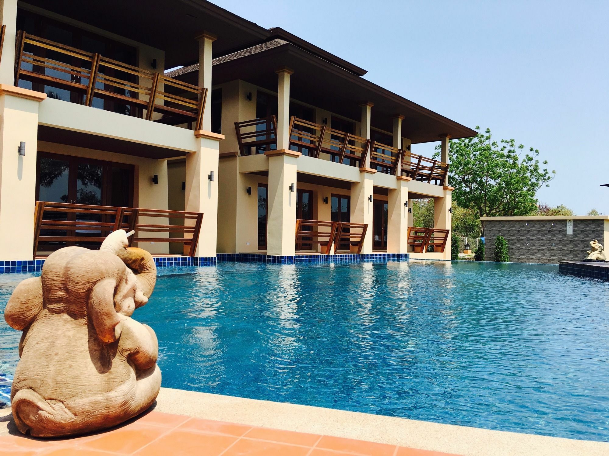 Elegancy Resort Hua Hin Bagian luar foto